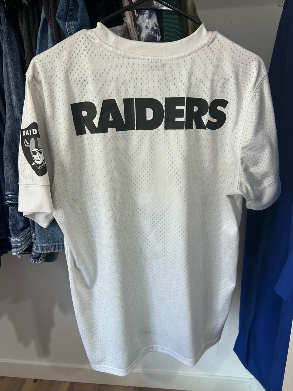 Raiders White Short-Sleeve Mesh Jersey Tee